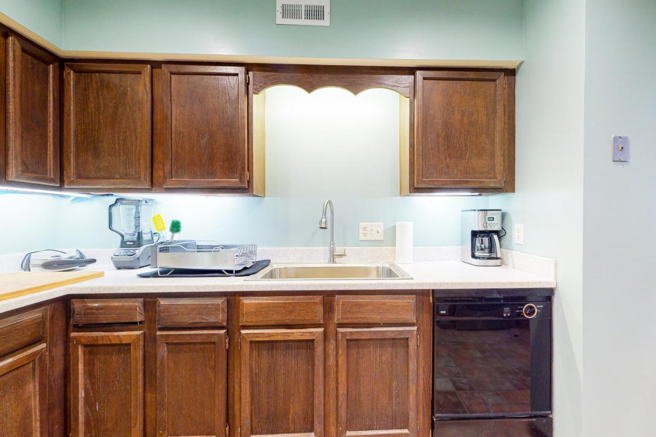 Smoky Mountain Castle Caretaker'S Apartment Sevierville Exteriör bild