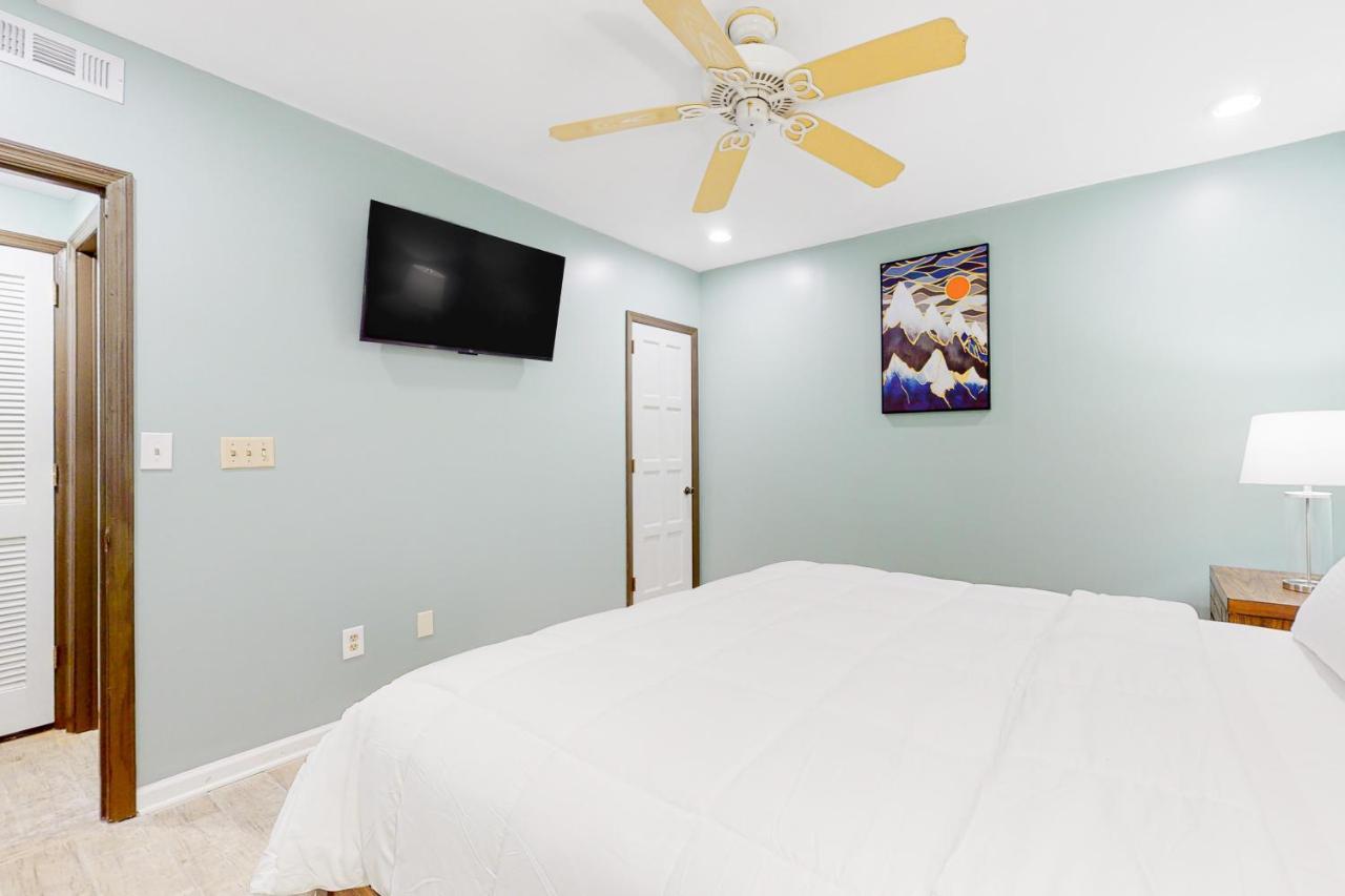 Smoky Mountain Castle Caretaker'S Apartment Sevierville Exteriör bild